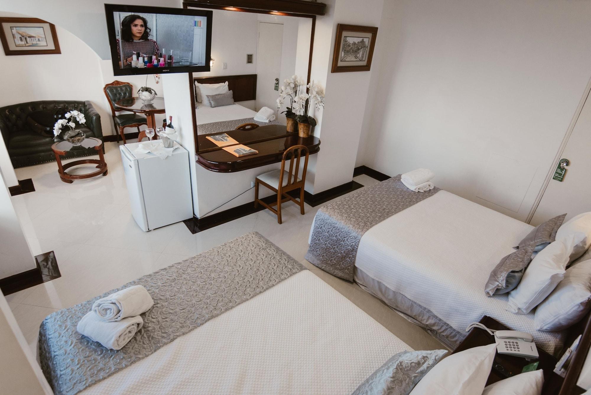Hotel Arenal Santa Cruz de La Sierra Ngoại thất bức ảnh