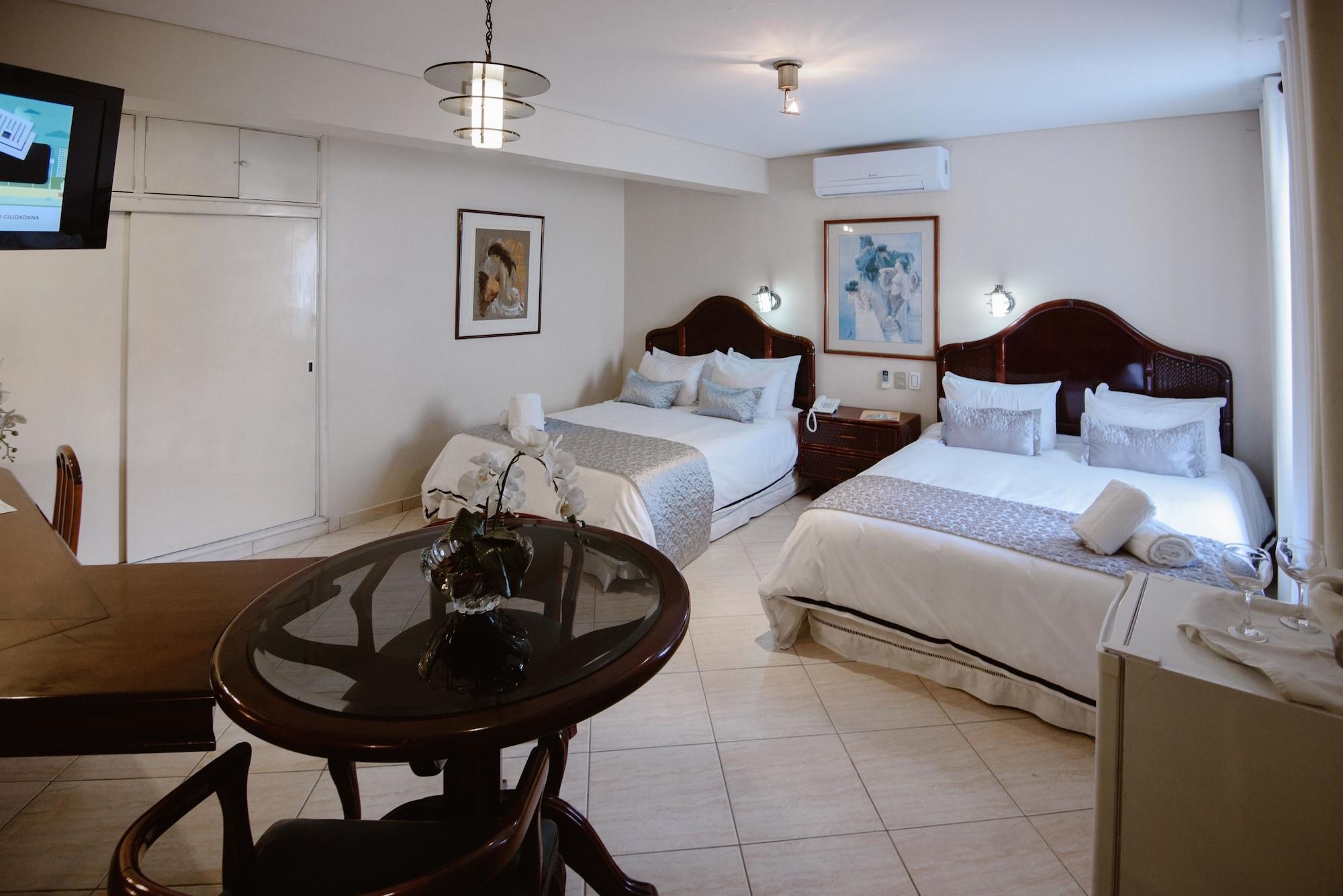 Hotel Arenal Santa Cruz de La Sierra Ngoại thất bức ảnh