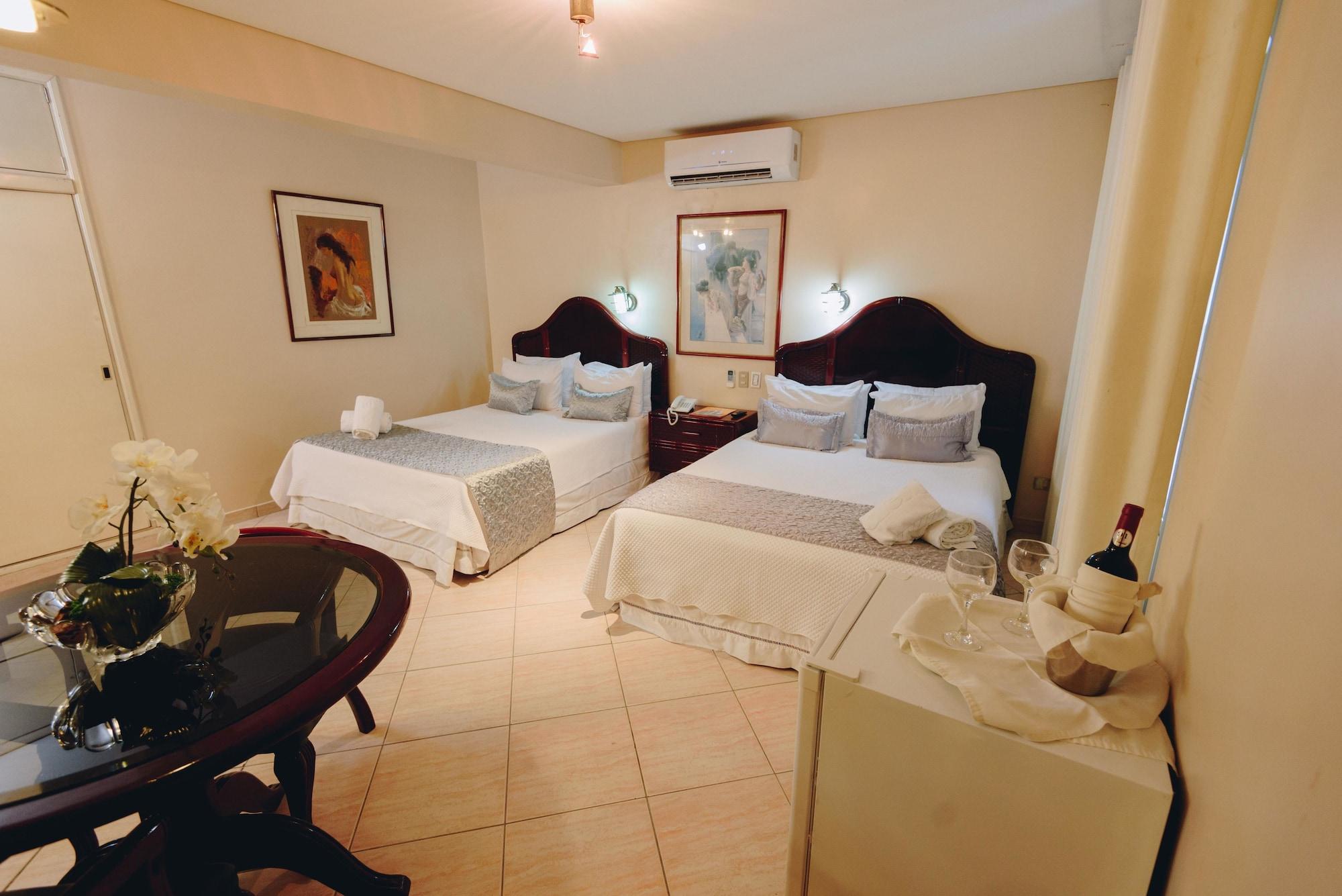 Hotel Arenal Santa Cruz de La Sierra Ngoại thất bức ảnh