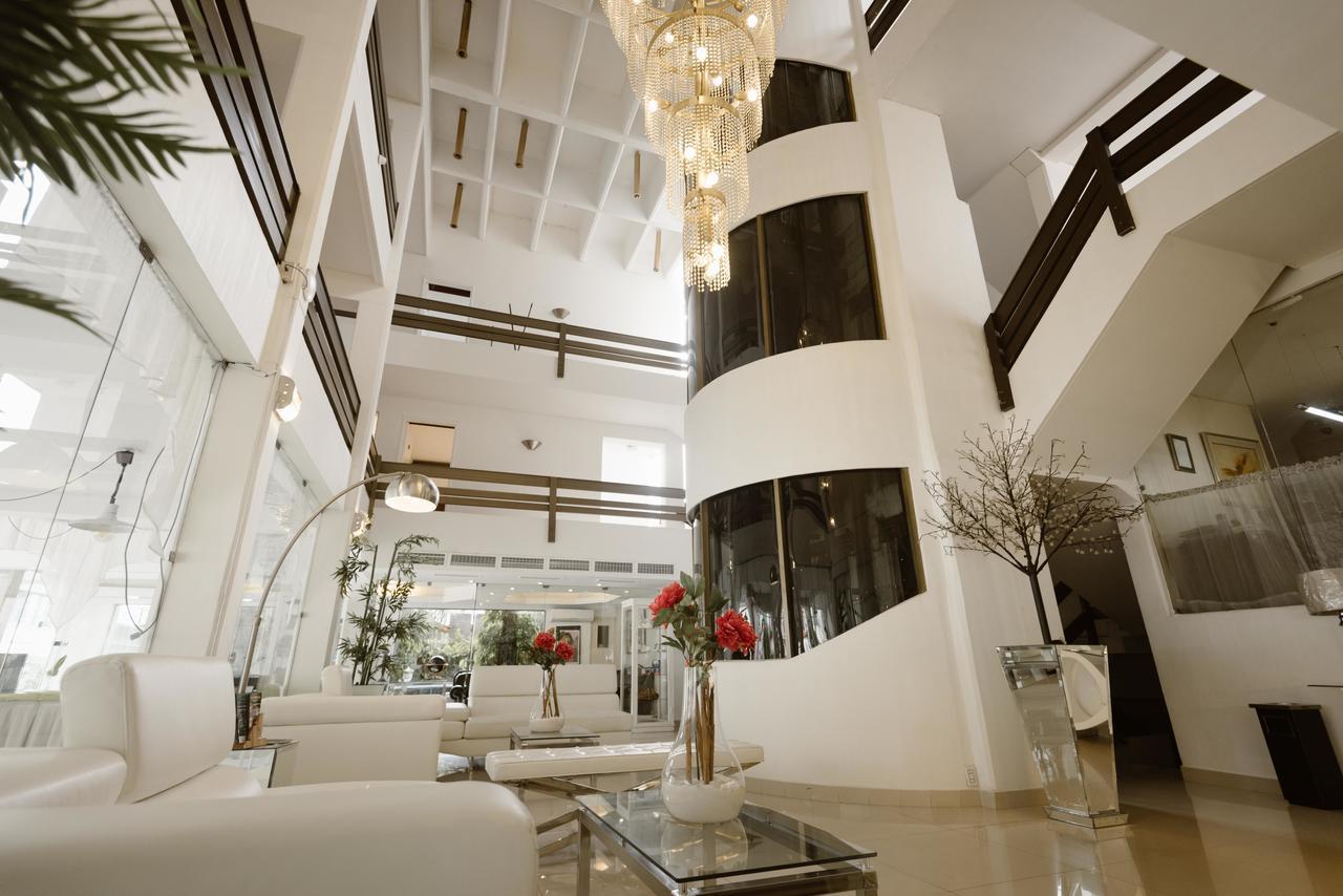 Hotel Arenal Santa Cruz de La Sierra Ngoại thất bức ảnh
