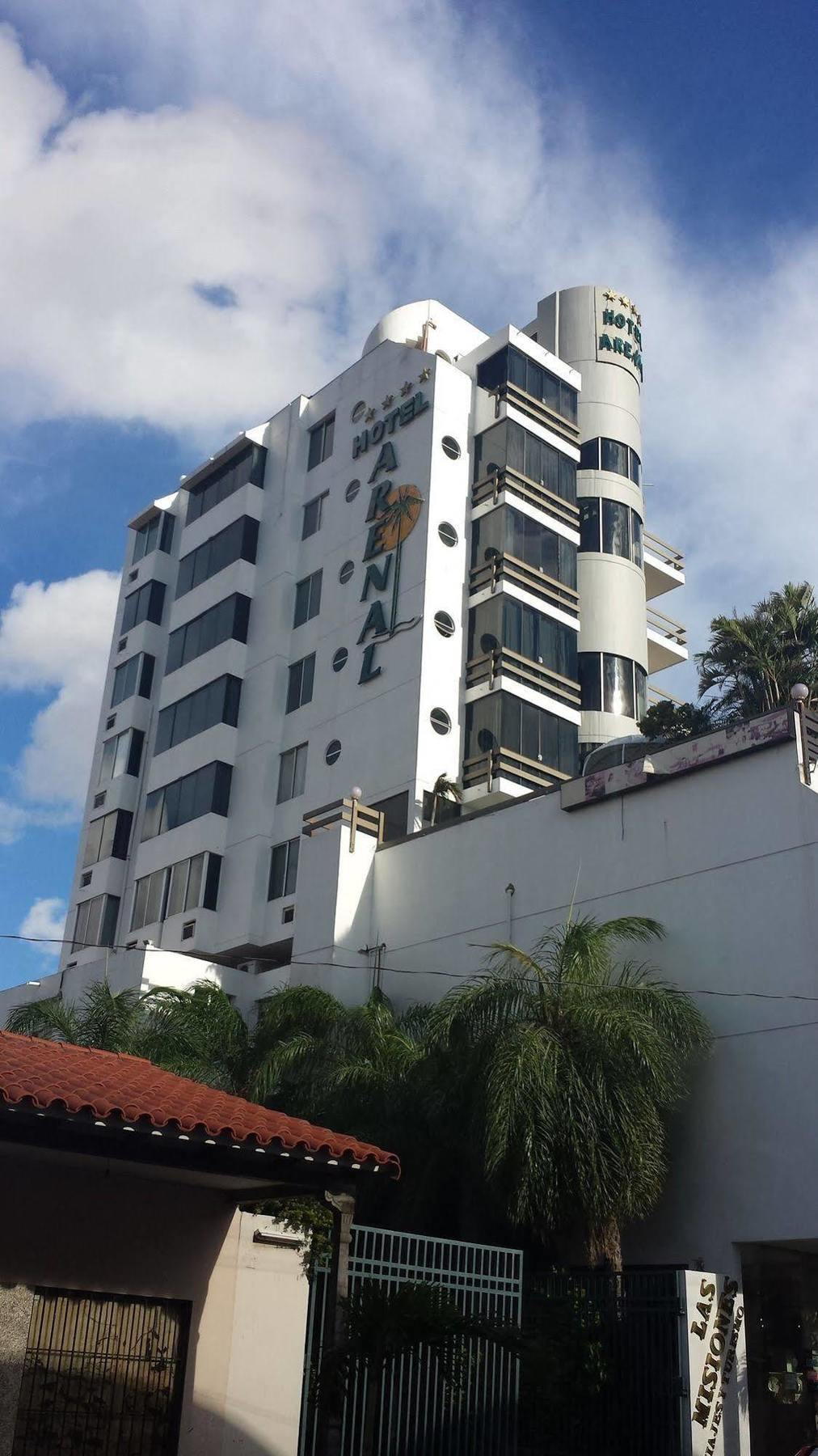 Hotel Arenal Santa Cruz de La Sierra Ngoại thất bức ảnh
